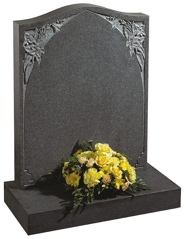 Langtoft — churchyard memorials