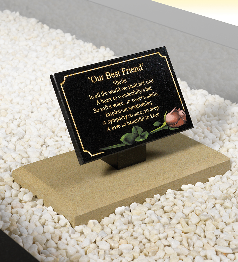 Rosebud Memorial — kerb sets